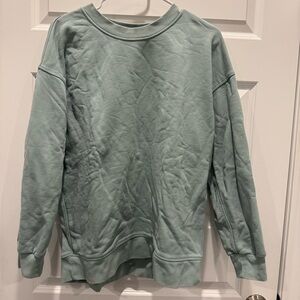 Perfectly Oversized Crew